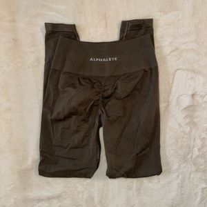 ALPHALETE SEAMLESS LEGGINGS SIZE M